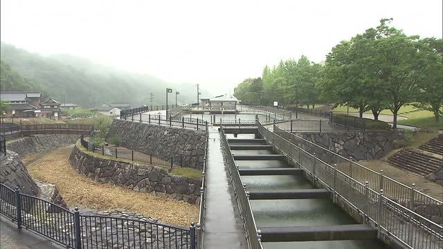 本格的な田植えシーズン到来 作物の豊じょうを願い香川用水の水口祭 香川 三豊市 Ohk 岡山放送