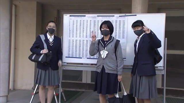 喜びの春 岡山県公立高校合格発表 コロナ禍 掲示板を増やすなど感染防止対策も徹底 岡山 Ohk 岡山放送