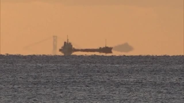 島や船が 海面に浮く 小豆島の冬の風物詩 浮島現象 本格的な冬到来へ 香川 小豆島町 Ohk 岡山放送