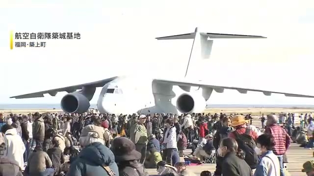 航空自衛隊築城基地で航空祭　創設７０周年の節目を記念して特別フライトも　早朝から多くのファンでにぎわう