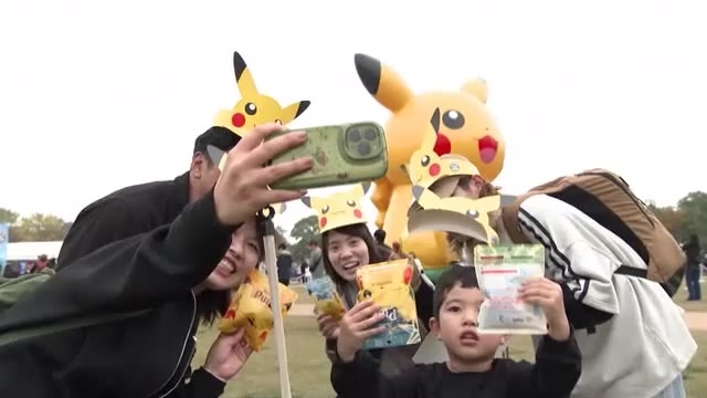 世界中のポケモントレーナーが福岡に集結！　九州初「ポケモンＧＯ」の大規模リアルイベントが福岡市で開催　スマホ４台駆使の強者トレーナーも登場　レアポケモンをゲットだぜ！