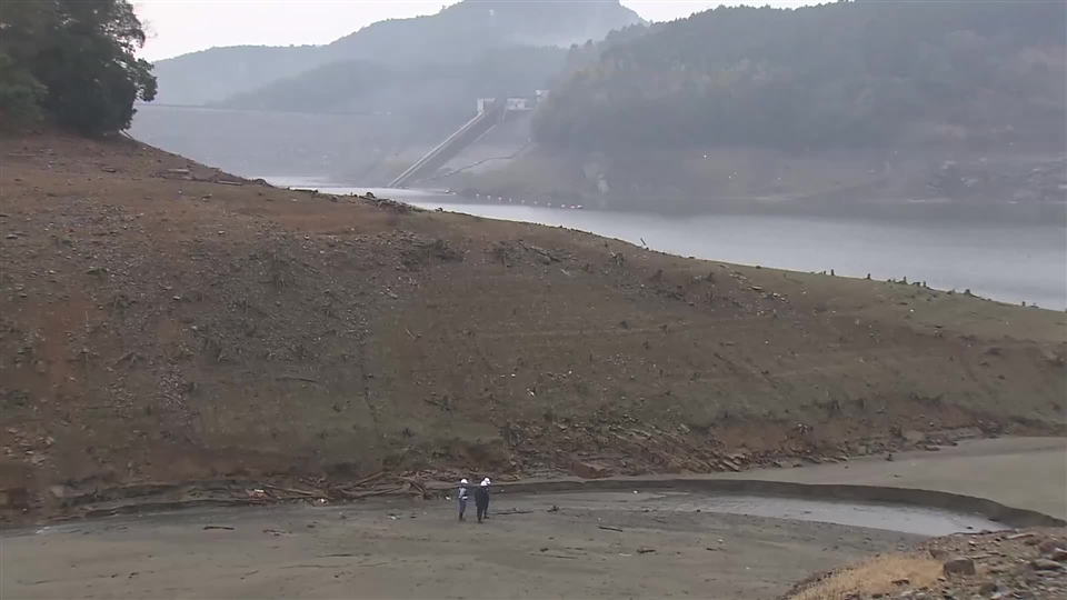福岡でも深刻な水不足続く　断続的な雨も…「厳しい状況」　水族館では「エサ」「トイレ」で対応に苦慮　筑後川水系6ダム貯水率10.8％